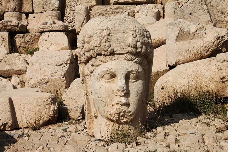 Голова богини Коммагены (Тихе-Анаит)