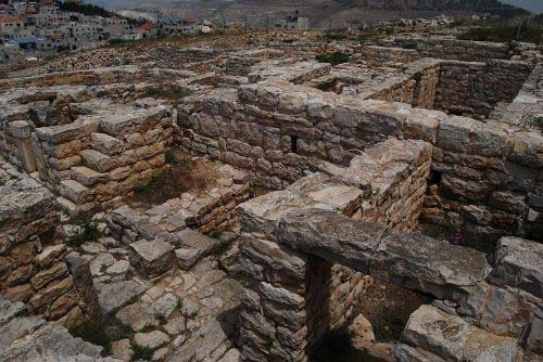 Руины самаритянского храма на горе Гаризим, фото на месте раскопок