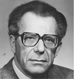 Рис. 8.9. Арон Борисович Шаевич (24.10.1924–2017) во многом способствовал созданию системы стандартных образцов состава.