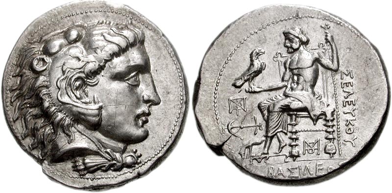 Серебряная тетрадрахма Селевка I Никатора, Экбатана, чеканка 295–281 гг. до н.э., на аверсе голова Геракла в львиной шкуре; на реверсе надписи ΣΕΛΕΥΚΟΥ ΒΑΣΙΛΕΩΣ , сидящий на троне Зевс с вороном и скипетром; слева – якорь и монограмма, у ног Зевса – пасущаяся лошадь, под троном – еще одна монограмма.