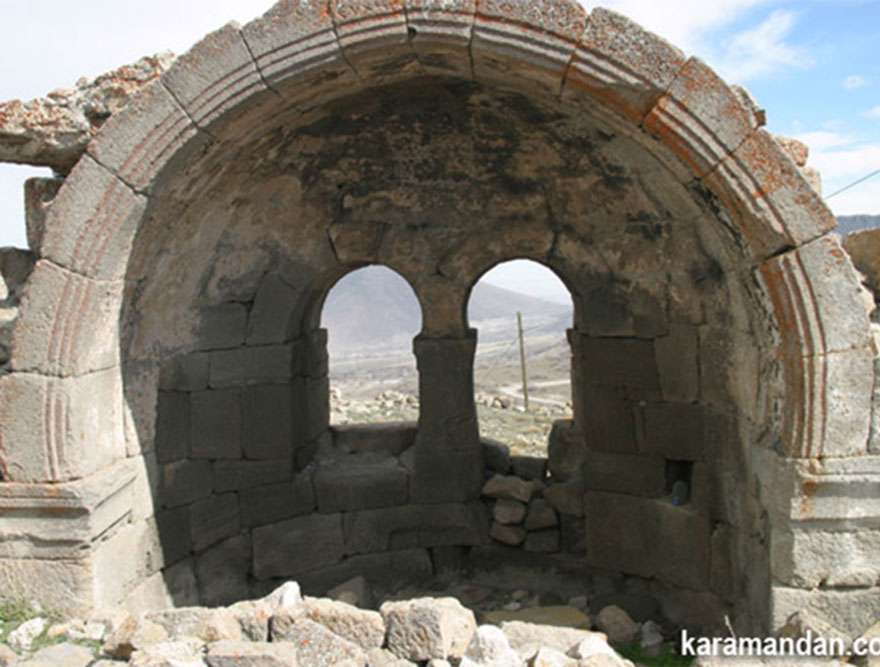 Бывшая византийская базилика на месте Дервии, совр. Караман, Турция